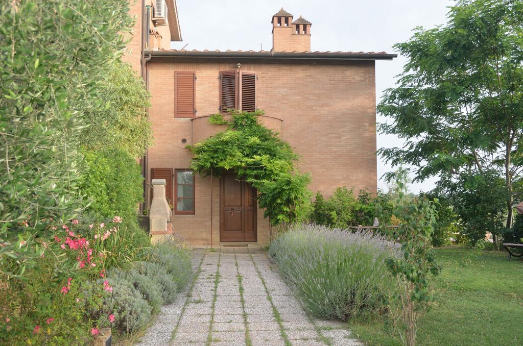 Fattoria Antonella Villa ซานจีมิญญาโน ภายนอก รูปภาพ