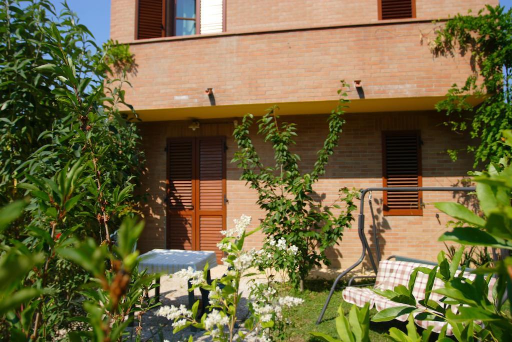 Fattoria Antonella Villa ซานจีมิญญาโน ภายนอก รูปภาพ